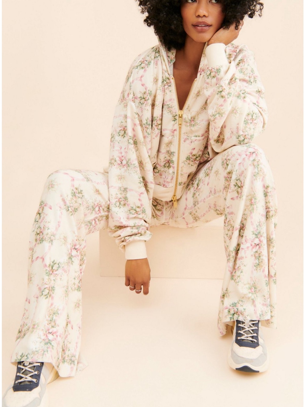 Selkie Cream Floral Lounge SET